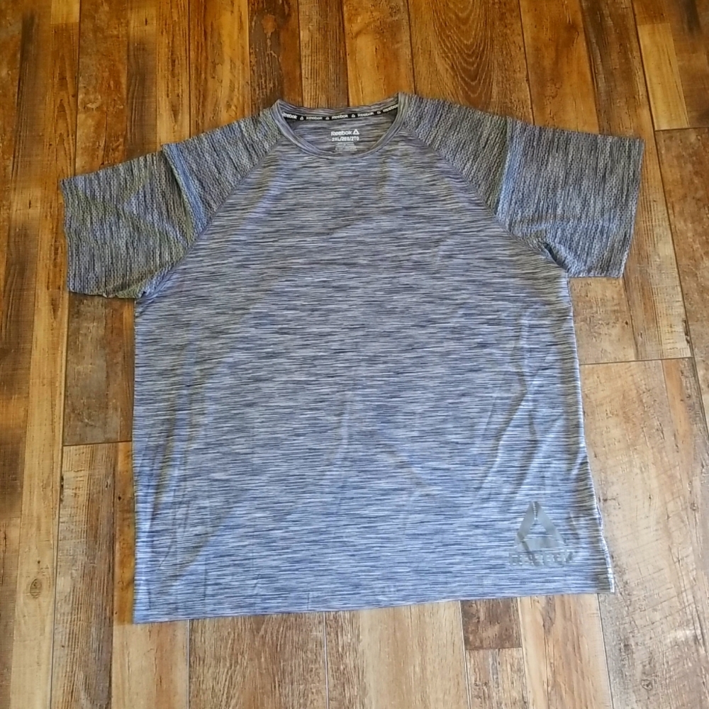Men's 2XL Reebok Shirt